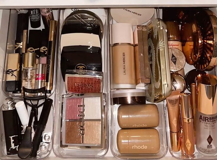 Rhode, Dior, Charlotte Tilbury y Chanel: el lujo y la innovación al servicio del maquillaje